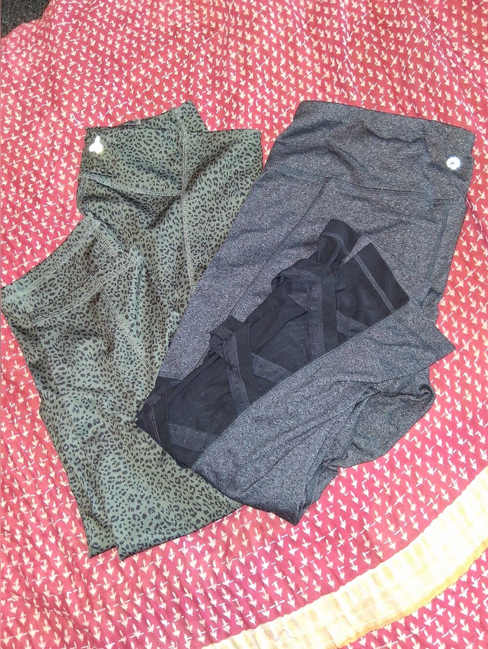 2 Pair Leggings - Picture 3 of 6